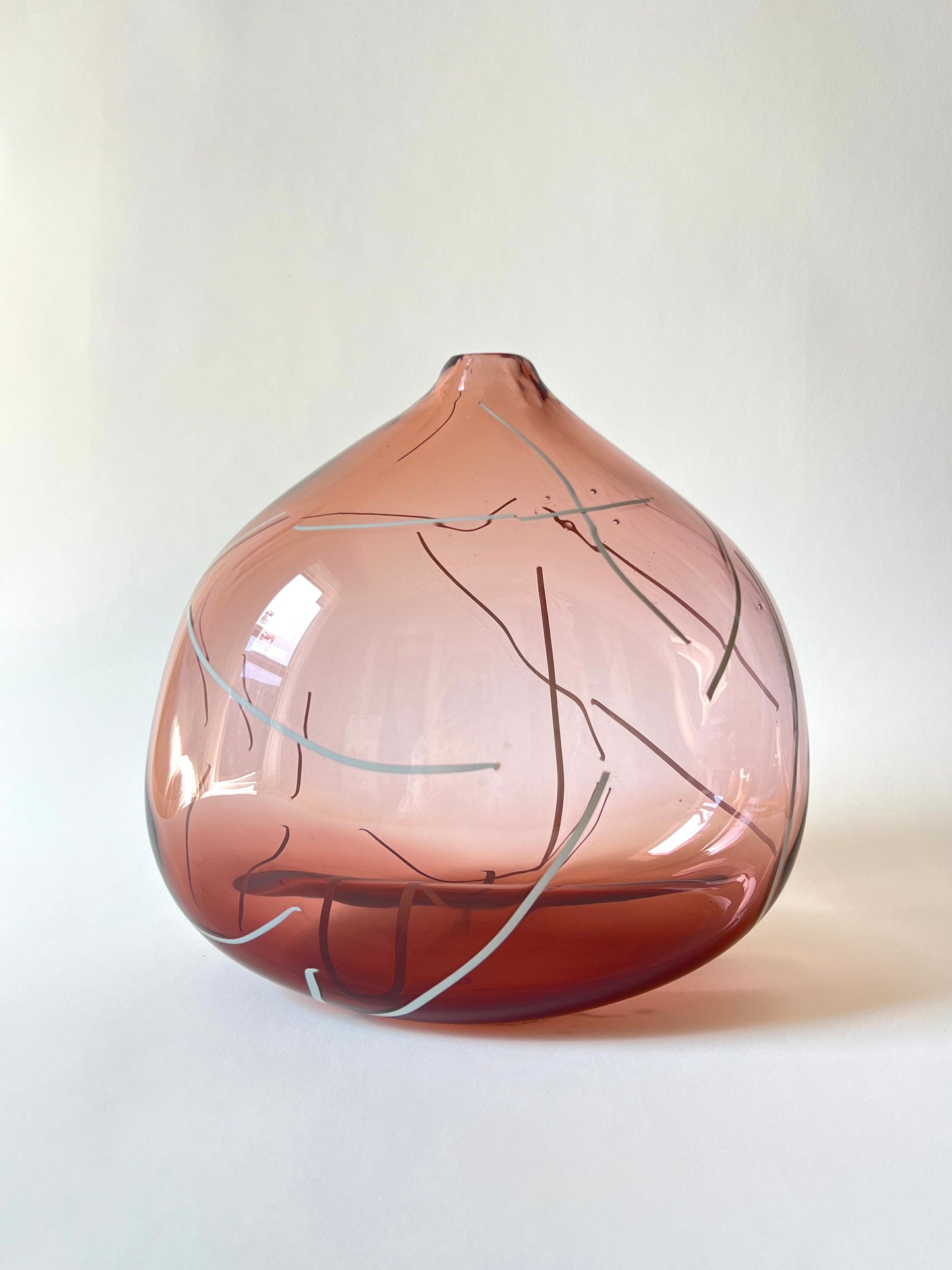 Hibiscus Vessel with Minty Bits