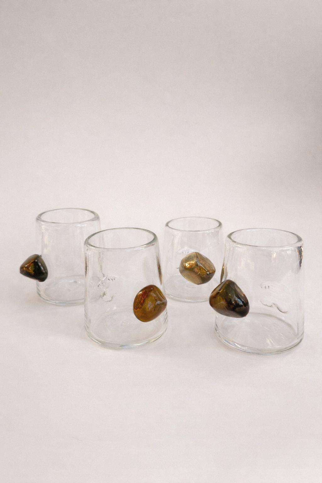 PETITE ROCKS GLASS
